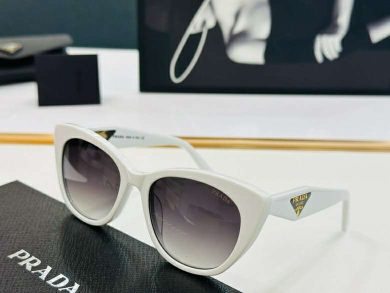 Picture of Prada Sunglasses _SKUfw57312313fw